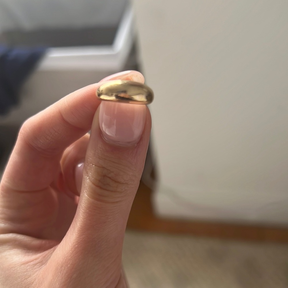 Size 3 dome pinky ring 14k gold